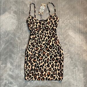 NEW Boohoo Leopard Print Bodycon Mini Dress